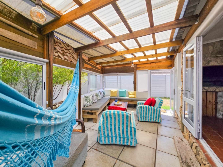 4 Bedroom Property for Sale in Stilbaai Wes Western Cape